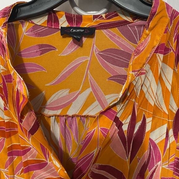 Colorful Leaf Print Blouse autumn colors top - Picture 2 of 2